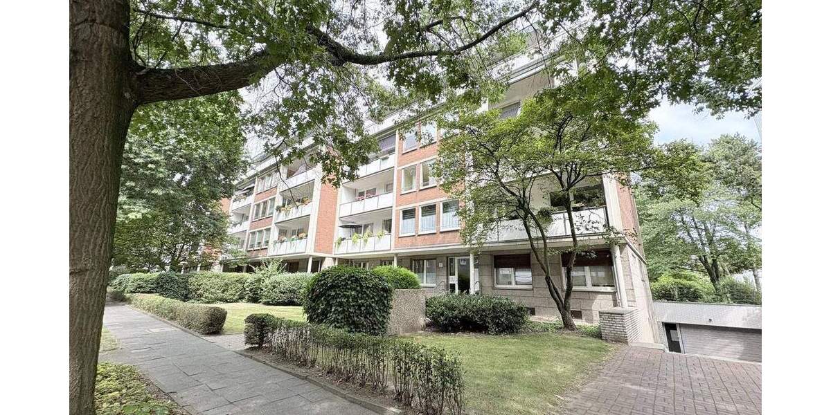 Krefeld-Bismarckviertel: Vierzimmerwohnung mit zwei Loggien und zwei Tiefgaragenstellplätzen 4 zimmer