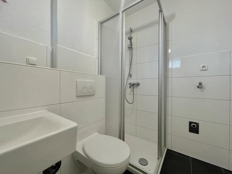 Schöne 2,5-Zi.-Wohnung mit Balkon und Blick auf den Stadtpark! zimmer