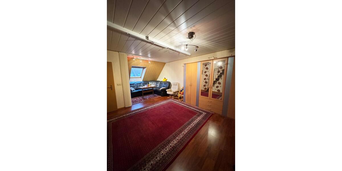 Gepflegtes Familienhaus mit Garten und PV-Anlage in Neuss 6 zimmer