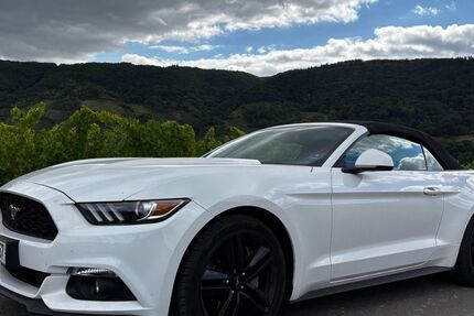 Ford Mustang 37.100 km 22.999 € Krefeld 47800