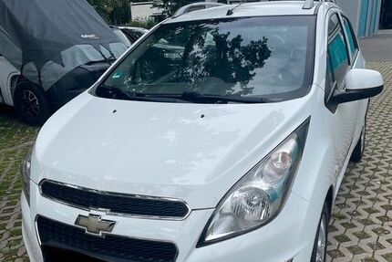 Chevrolet Spark 107.000 km 2.399 € Düsseldorf 40593