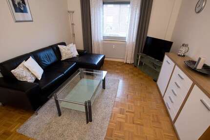 Zimmer Düsseldorf Stadtbezirk 5 - 2 Zimmer, 1.200&euro; | Angebot:26189115