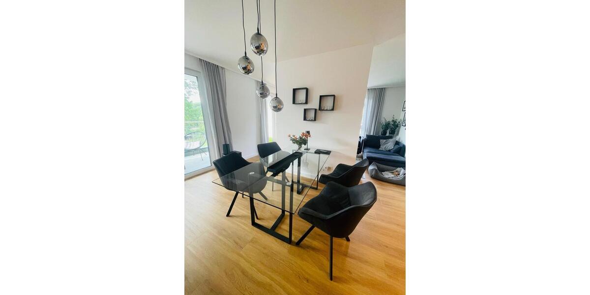 Moderne und helle neuwertige 4-Zimmer Wohnung mit 3 Balkonen im EG in Solingen 4 zimmer
