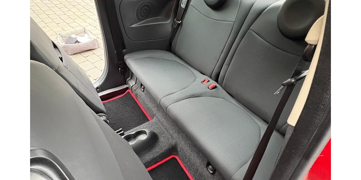 Fiat 500 78.000 km 7.100 &euro; Düsseldorf 40213