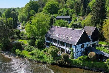 Haus Solingen Höhscheid - 1 Zimmer, 430 m&sup2;, 885.000&euro; | Angebot:26916384