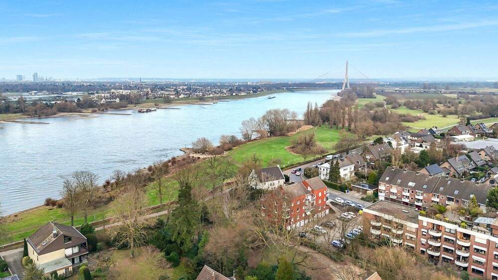 Exklusive 3-Zimmer-Terrassenwohnung mit Tiefgarage in direkter Rheinnähe 3 zimmer