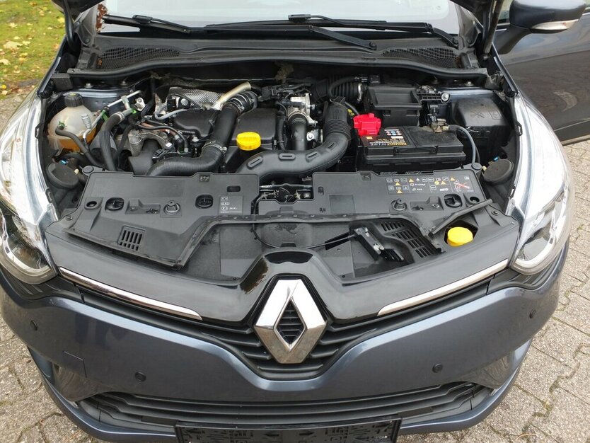 Renault Clio GT EXPRESSION NAVI PARCTRONIC START-STOP 118.021 km 8.904 € Köln 50858
