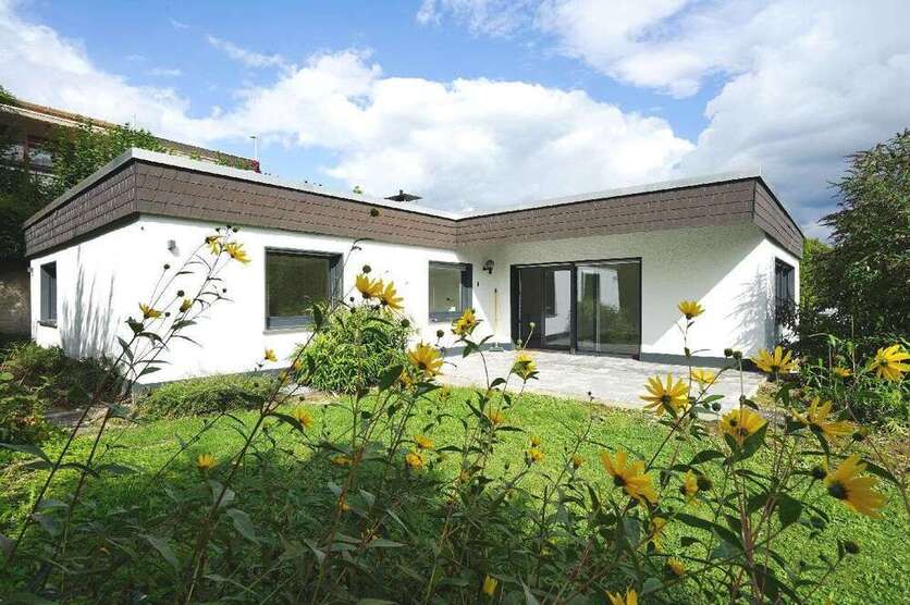 Haus zum Kaufen in Leverkusen 745.000 € 184 m²
