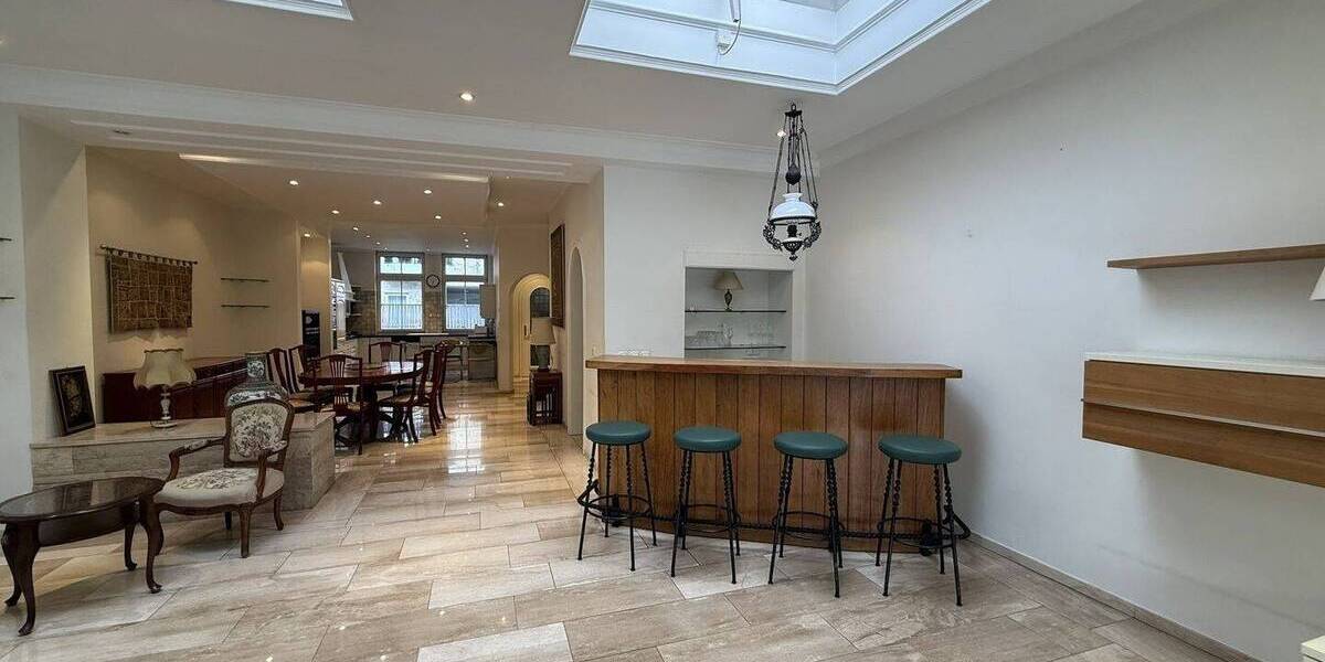 Reihenmittelhaus Mönchengladbach Rheydt - 5 Zimmer, 200 m&sup2;, 379.000&euro; | Angebot:24050571