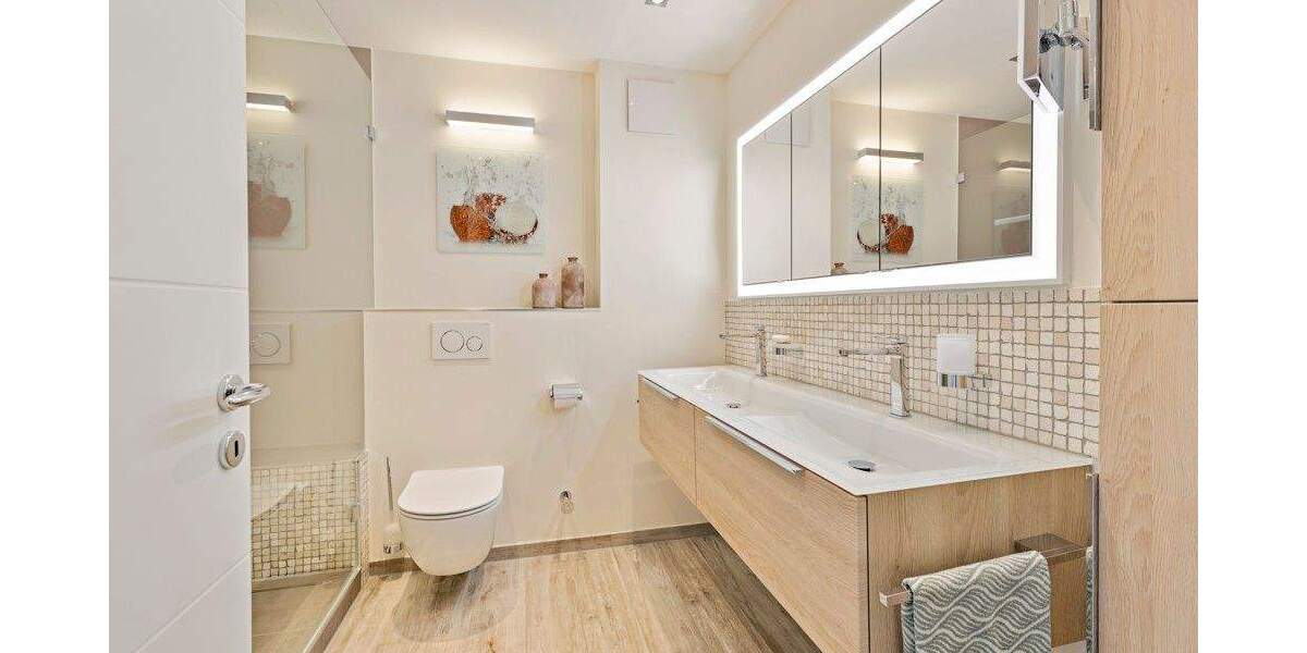 Reihenmittelhaus Düsseldorf Wittlaer - 4 Zimmer, 125 m&sup2;, 2.500&euro; | Angebot:25360670