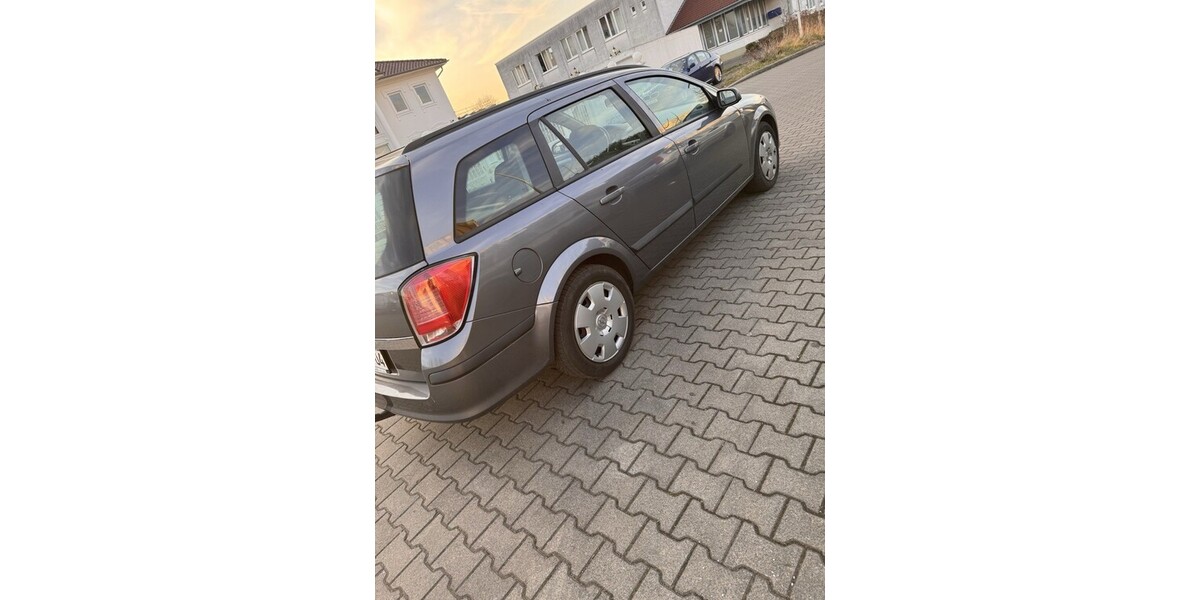 Opel Astra H 158.000 km 3.590 &euro; Düsseldorf 40213