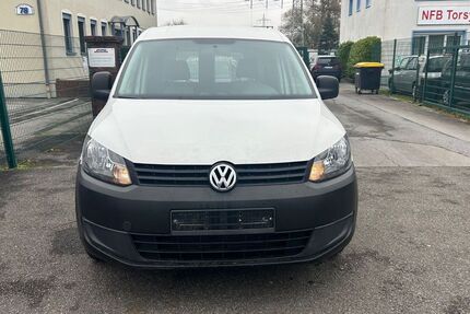 VW Caddy 157.000 km 6.300 € Ratingen 40889