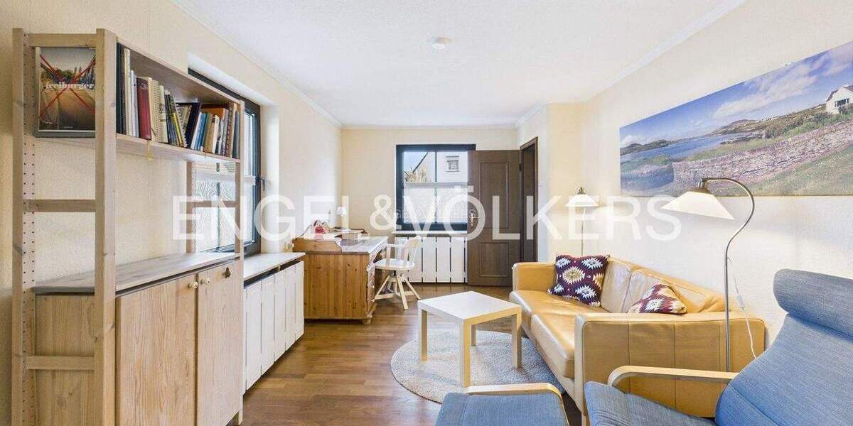 Zwei Häuser mit Möglichkeiten für unterschiedliche Lebensstile in familienfreundlicher Lage 9 zimmer