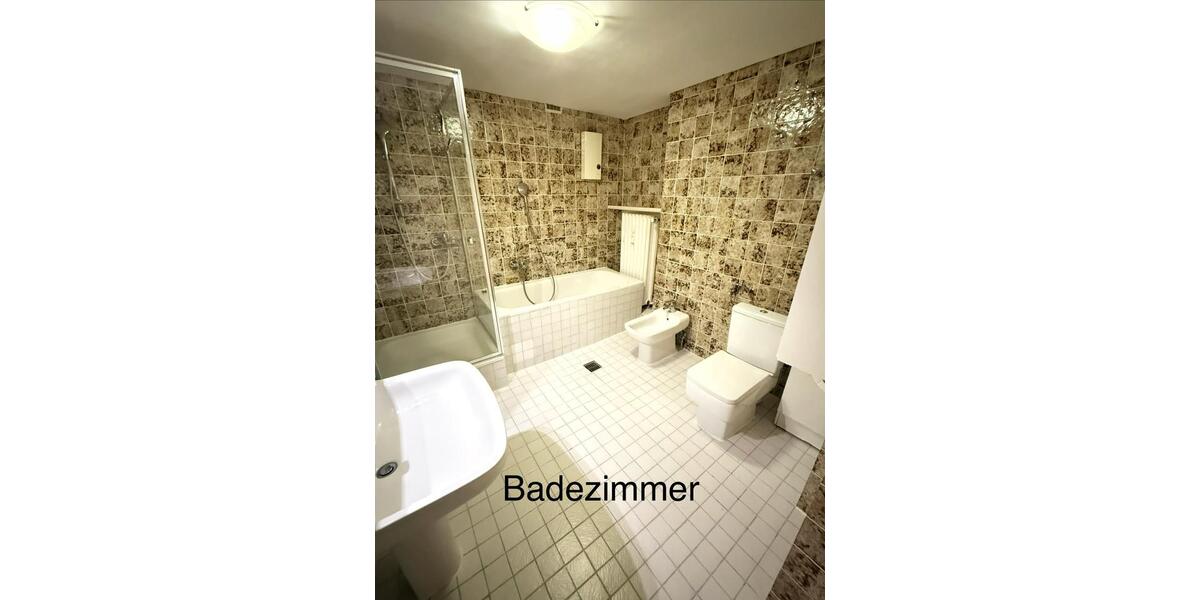 Etagenwohnung Düsseldorf Stadtmitte - 4.5 Zimmer, 140 m&sup2;, 595.000&euro; | Angebot:24573298