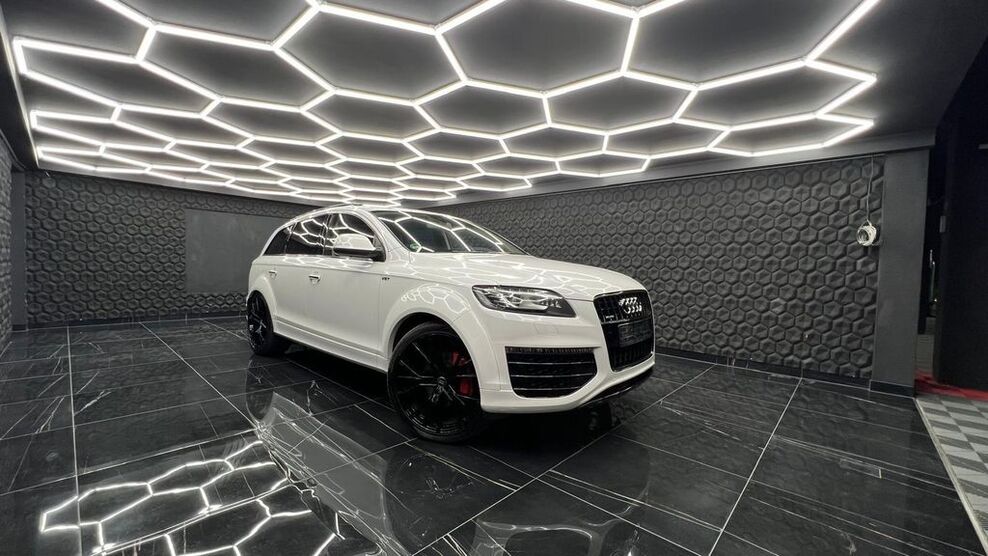 Audi Q7 156.000 km 21.900 € Altenessen 45326