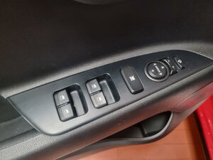 Kia Rio Dream Team Kamera Alu Navi DAB Klimaautom. SHZ 48.722 km 12.980 &euro; HAAN 42781