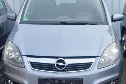 Opel Zafira 168.741 km 2.650 &euro; Solingen 42657