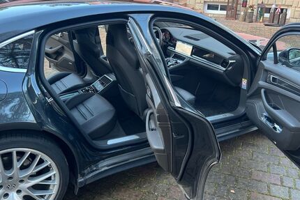 Porsche Panamera 93.000 km 60.500 &euro; Mönchengladbach 41199