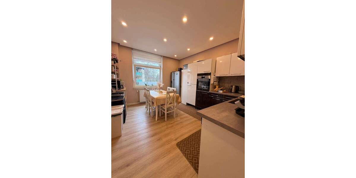 Etagenwohnung Duisburg Mittelmeiderich - 3.5 Zimmer, 95 m&sup2;, 185.000&euro; | Angebot:26845813