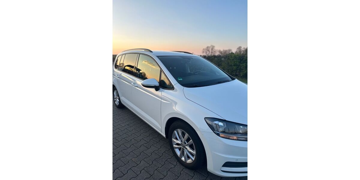 VW Touran 187.600 km 11.500 &euro; Leverkusen 51371