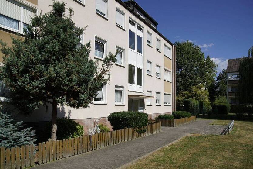 4-Zimmer-Wohnung in gewachsener und grüner Lage in Dormagen-Horrem