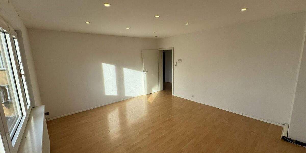 Etagenwohnung Moers Moers-Mitte - 3 Zimmer, 64 m&sup2;, 770&euro; | Angebot:25735489