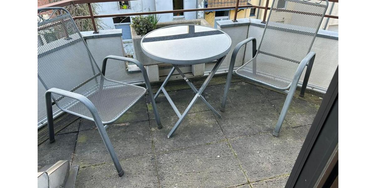 Dachgeschoßwohnung Mönchengladbach Süd - 1 Zimmer, 25 m&sup2;, 349&euro; | Angebot:25649511