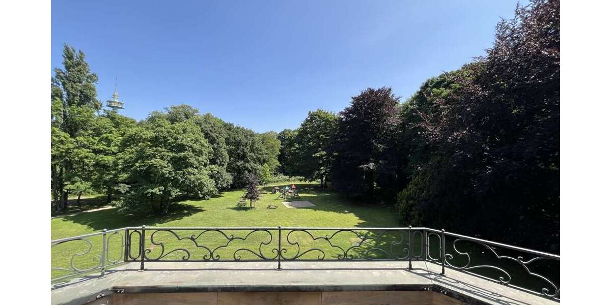 Wohnung zum Kaufen in Duisburg 399.000 € 150.87 m² 3 zimmer