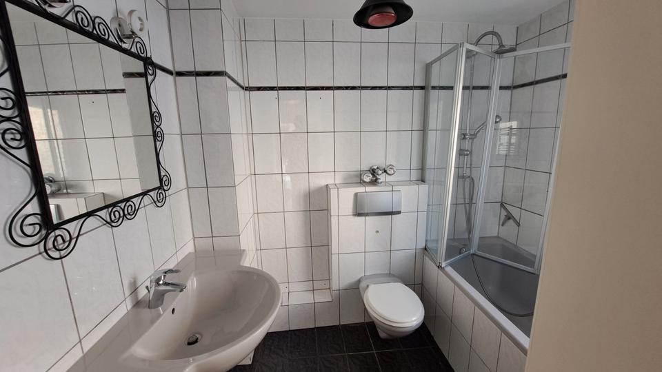 Maisonettenwohnung Solingen Wald - 3 Zimmer, 108 m&sup2;, 180.000&euro; | Angebot:26765880