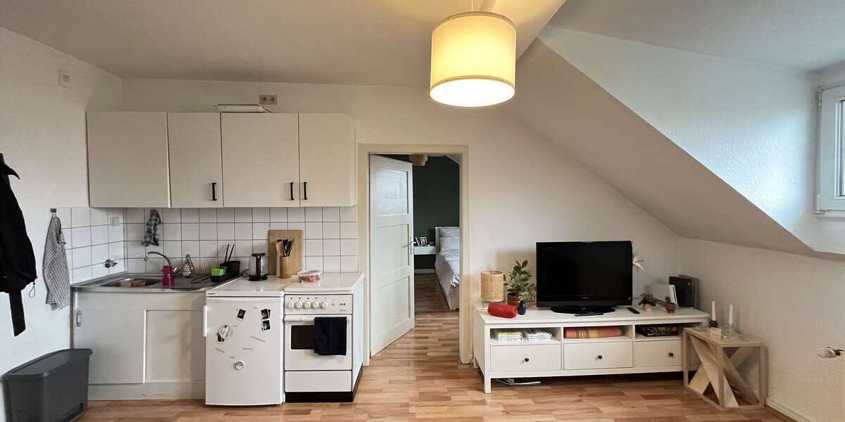 Etagenwohnung Düsseldorf Düsseltal - 4 Zimmer, 80 m&sup2;, 159.000&euro; | Angebot:27163033