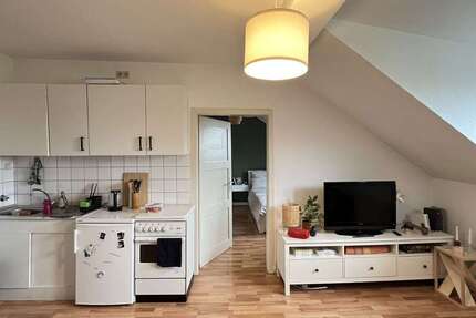 Wohnung Düsseldorf Düsseltal - 4 Zimmer, 80 m&sup2;, 159.000&euro; | Angebot:27163033