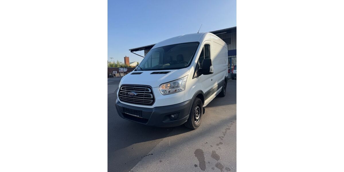 Ford Transit Custom 218.000 km 7.990 &euro; Mönchengladbach 41063