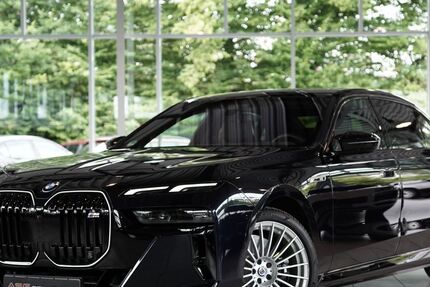 BMW i7 9.900 km 174.900 &euro; Remscheid/NRW 42855