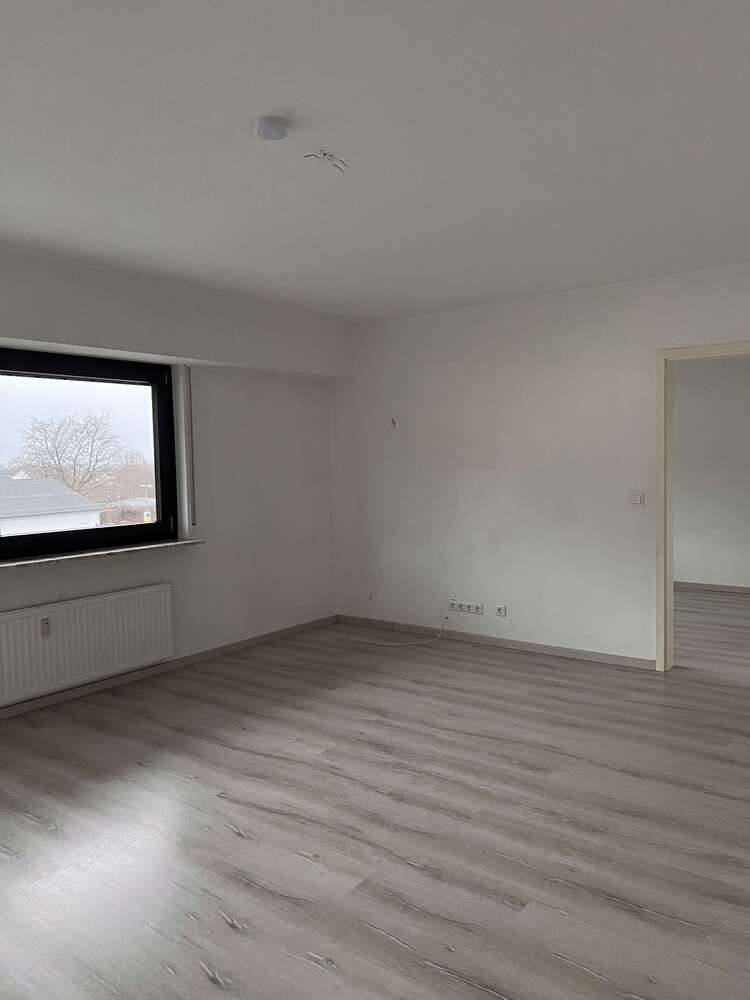 Wohnung zum Mieten in Solingen 700 € 88 m²