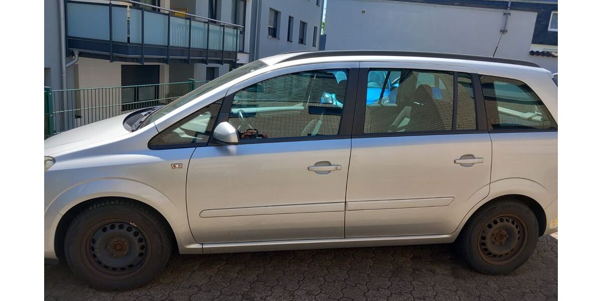 Opel Zafira 116.426 km 1.599 &euro; Remscheid 42897
