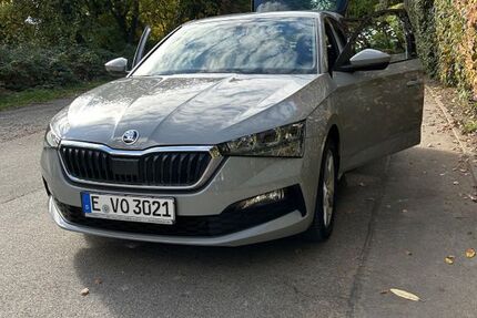 Skoda Scala 58.000 km 11.300 € Essen 45239