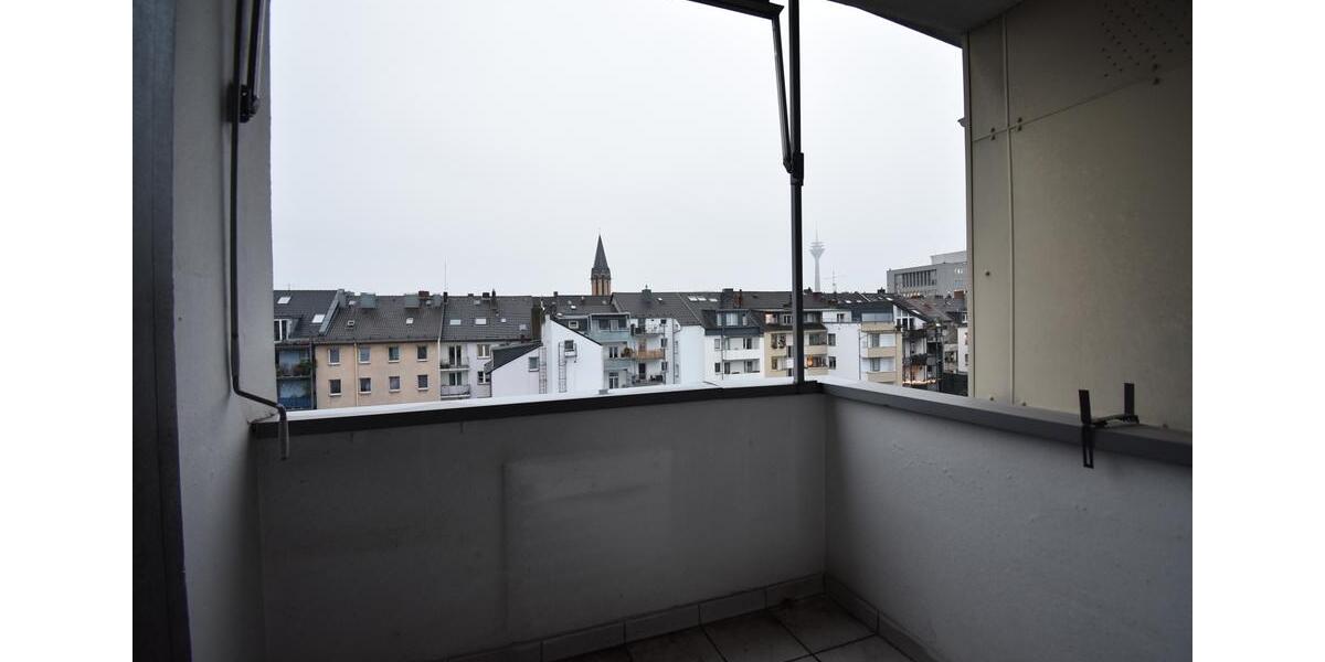 Spitzen Lage! Bezugsfreie 2-Zimmer-Whg mit zwei Balkonen 2 zimmer