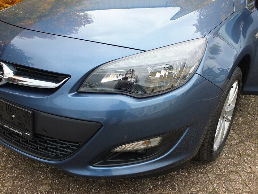 Opel Astra STYLE KLIMAAUTOM NAVI START-STOP PARKPILOT 100.000 km 7.904 € Köln 50858