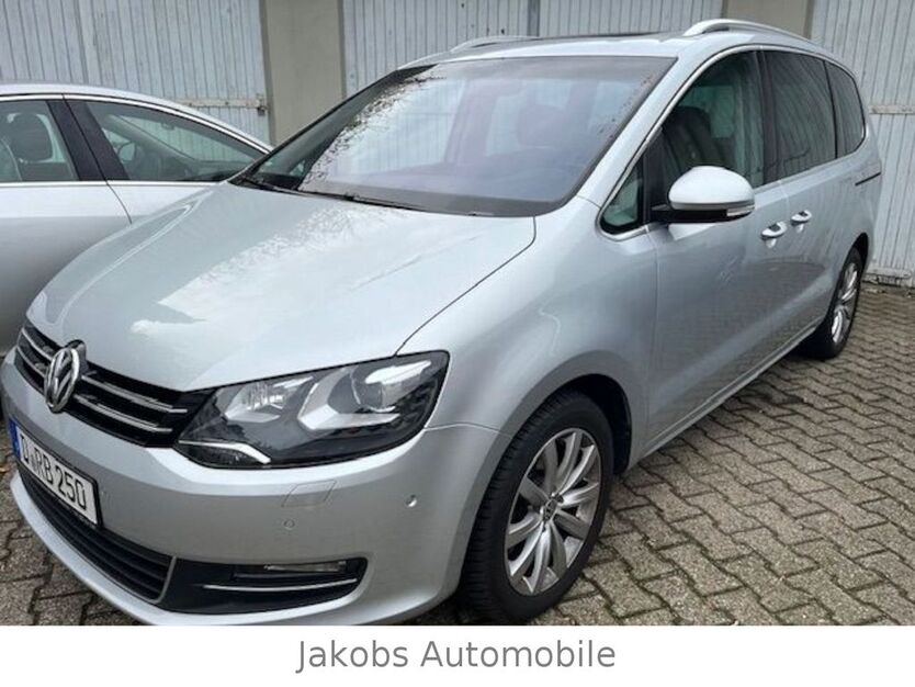 VW Sharan 175.000 km 17.900 € Duisburg 47269