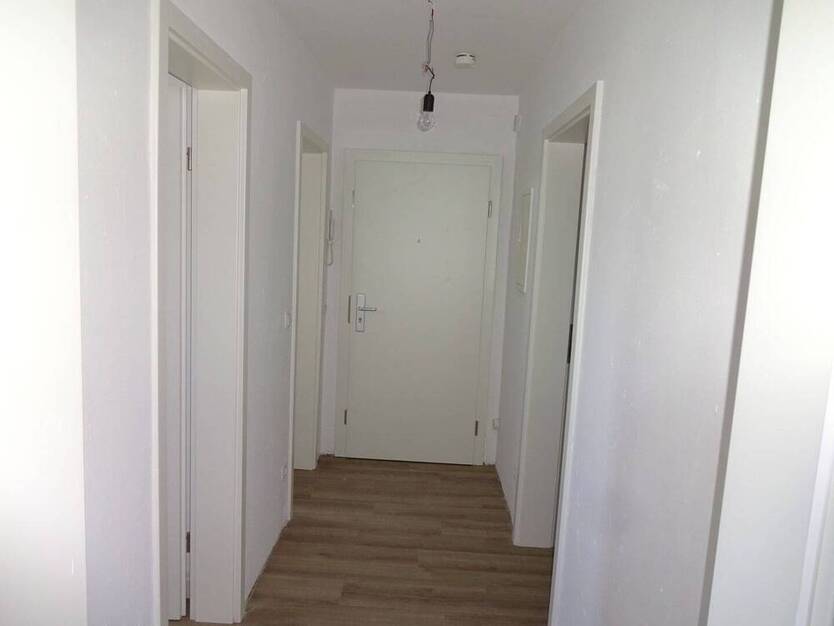Tolle Dachgeschoßwohnung ab dem 01.11.2025 wartet auf Sie
