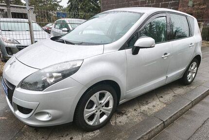 Renault Scenic 146.400 km 7.400 &euro; Mönchengladbach - Odenkirchen 41199