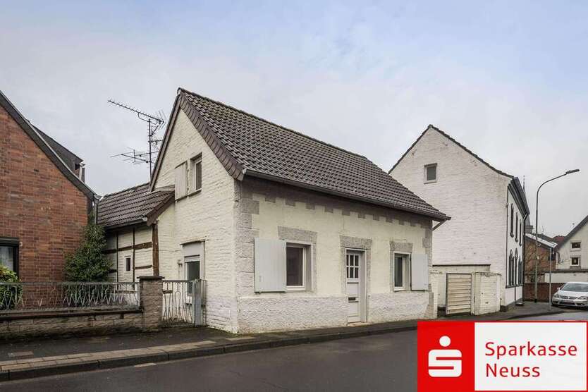 Haus zum Kaufen in Neuss 200.000 € 76 m² 3 zimmer