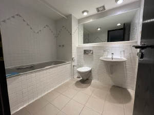 D-dorf-Niederkassel! 3-4 Raum EG-WE + 2 TG Plätz2 - 4- Düsseldorf Lörick | Angebot:26064016