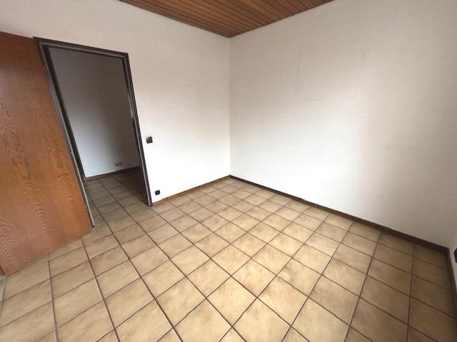 Erdgeschoßwohnung Mönchengladbach Süd - 3 Zimmer, 90 m&sup2;, 800&euro; | Angebot:25784490