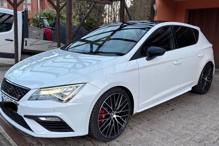 Seat Leon 63.648 km 23.990 &euro; Solingen 42697