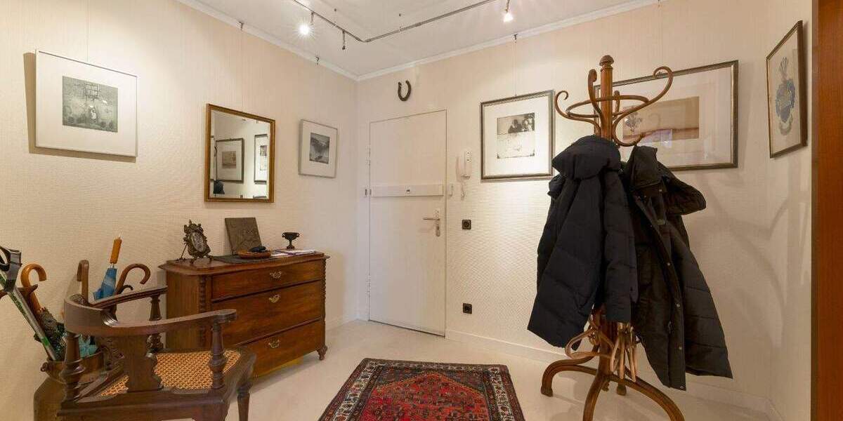 Etagenwohnung Erkrath Unterfeldhaus - 3 Zimmer, 123 m&sup2;, 360.000&euro; | Angebot:25836517