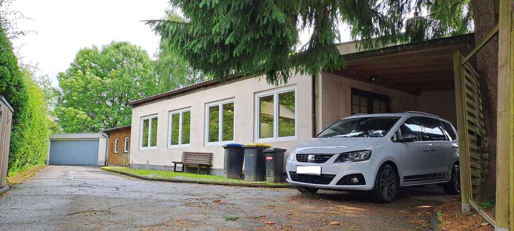 Halle in Solingen 1.100 € 129 m² zimmer