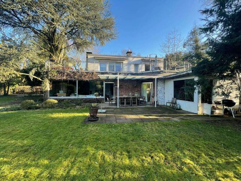 Haus zum Kaufen in Düsseldorf 1.295.000 € 175 m²