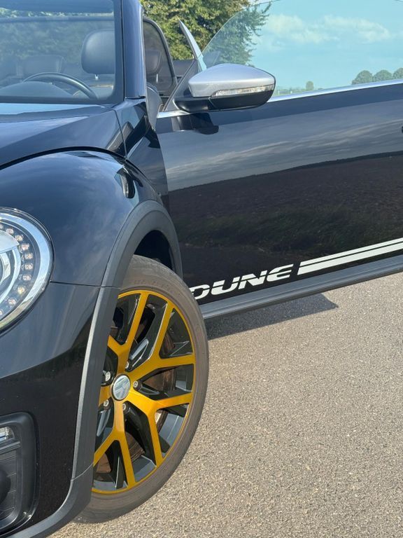 VW Beetle 66.400 km 27.200 € Köln 51143