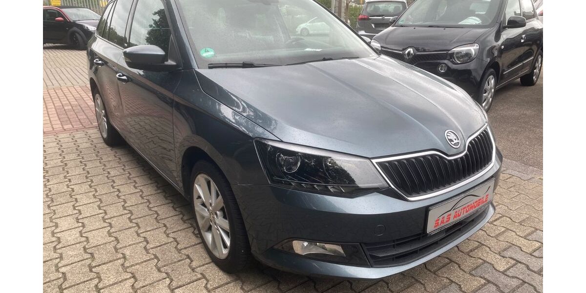 Skoda Fabia 152.340 km 5.100 &euro; Moers 47445